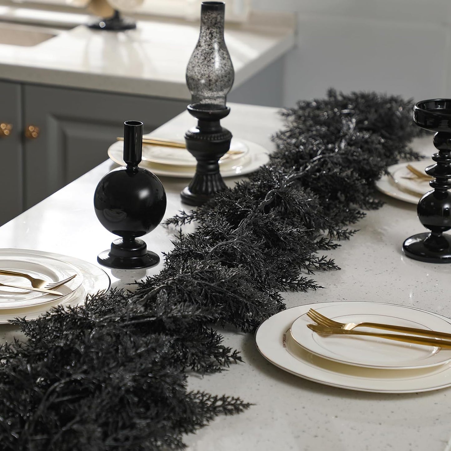 Dingion Black Artificial Cedar Garland - 9 ft Halloween Faux Cedar Pine Hanging Party Decoration Halloween Realistic Garland for Home, Mantle & Fireplace