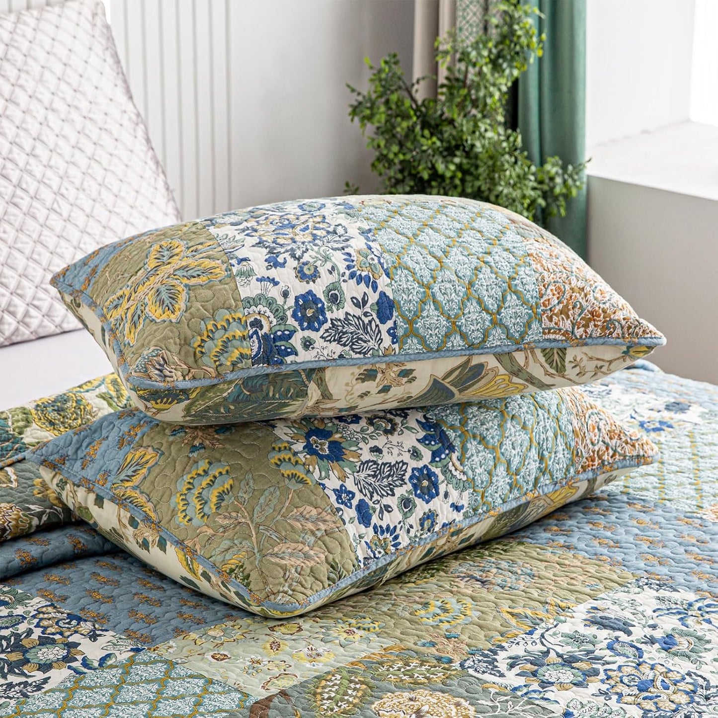 YAYIDAY Quilt King Size Patchwork Bedspread - 100% Cotton Reversible Breathable Green Leaves Quilted Quilt with Pillow Shams for All Seasons