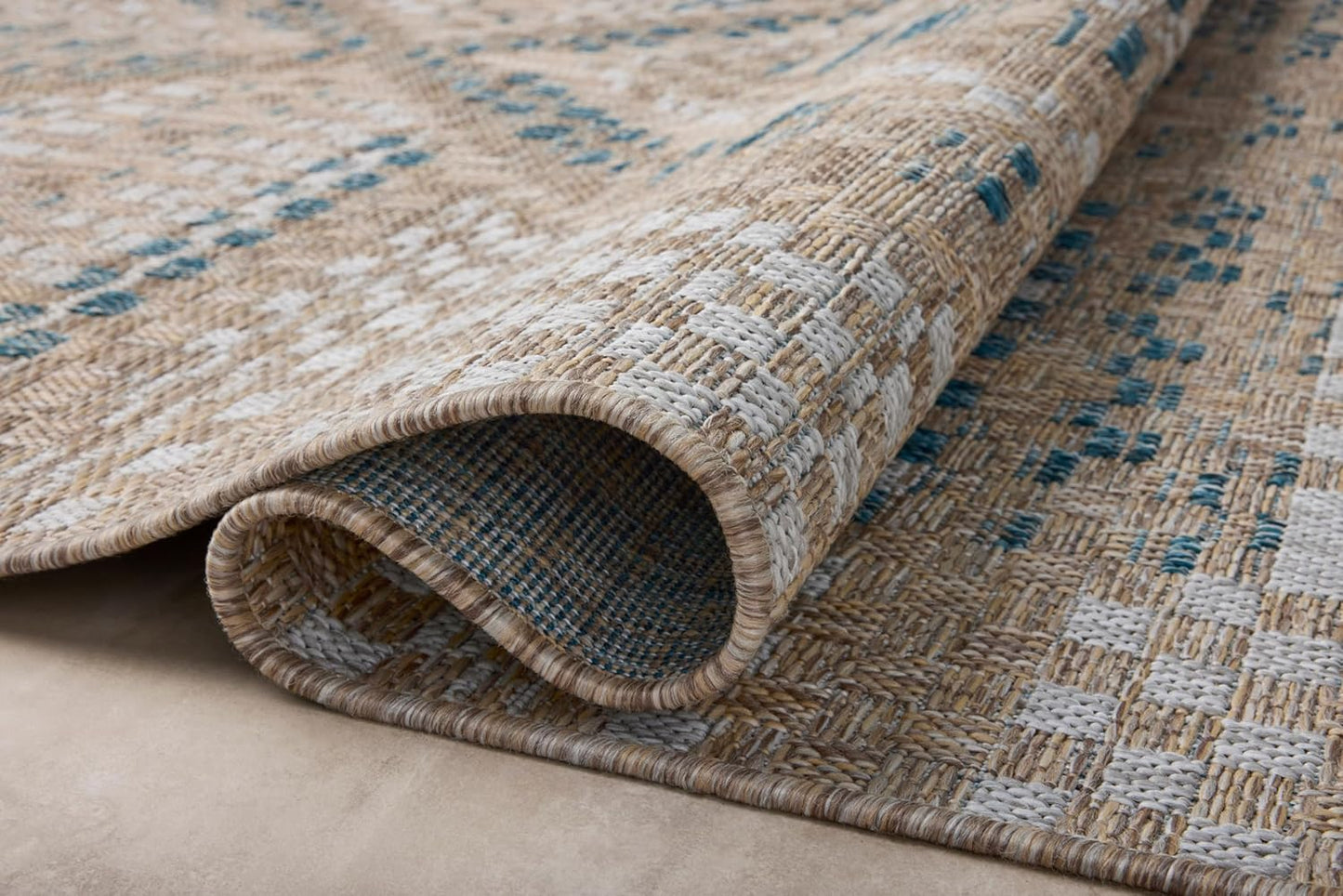 Loloi Amber Lewis Topanga Collection TOP-04 Natural/Aqua 3'-11" x 5'-11" Indoor/Outdoor Accent Rug