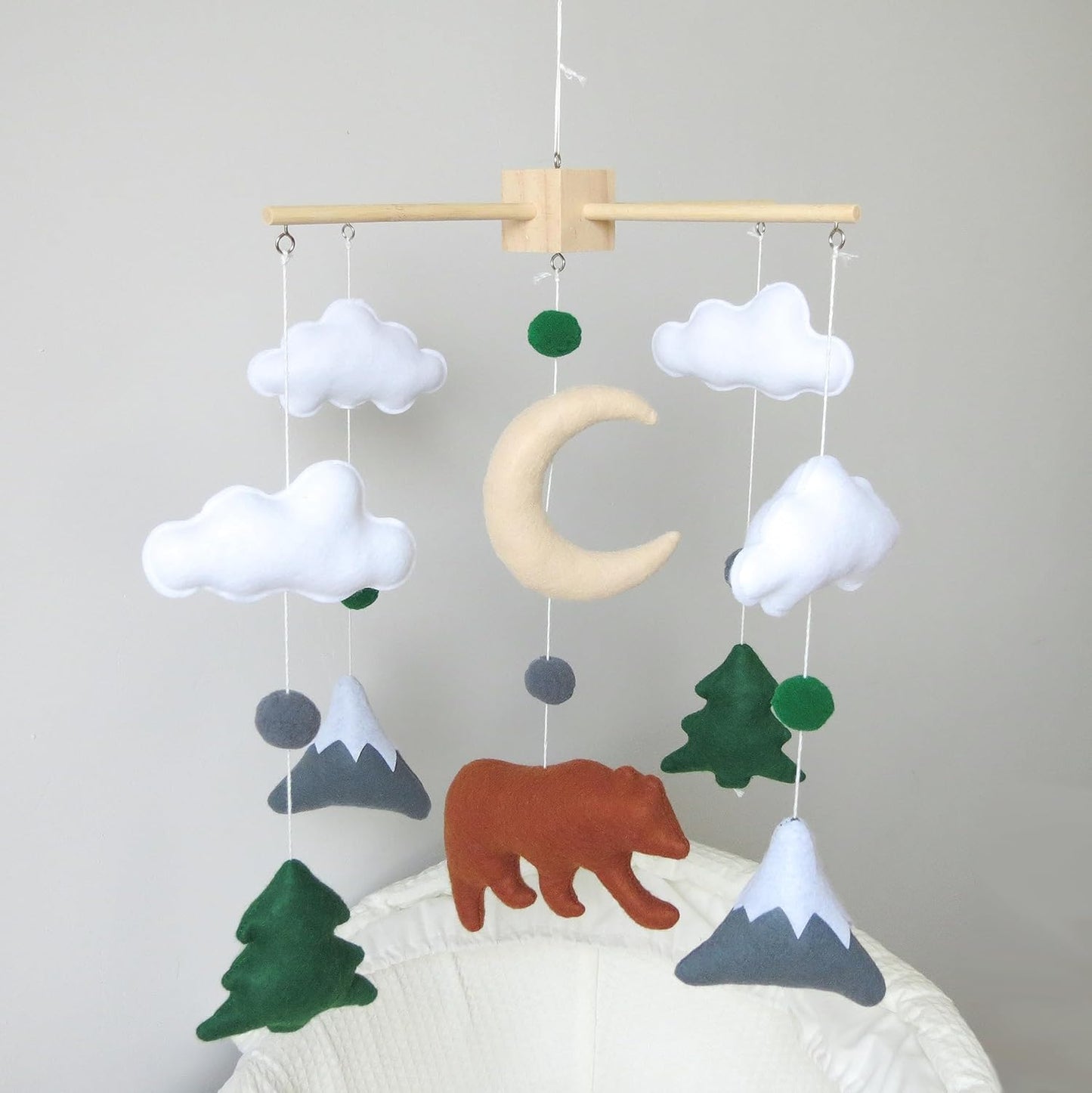 Woodland Mobile for Crib Bear Baby Mobile for Crib Woodland Crib Mobile for Boys Girls Forest Baby Nursery Mobile for Bassinet