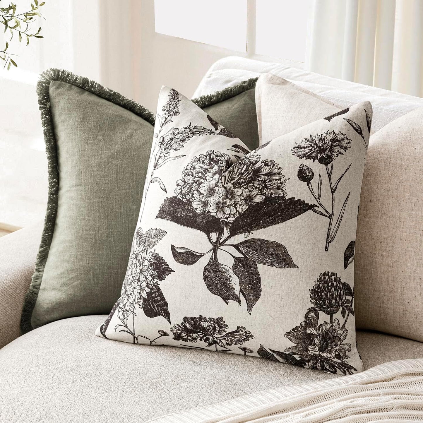 Foindtower Set of 2 Linen Floral Vintage Throw Pillow Covers Neutral Accent Print Decorative Cushion Covers Farmhouse Boho Home Decor for Sofa Chair Couch Bedroom Living Room Outdoor,20×20 Inch,Black
