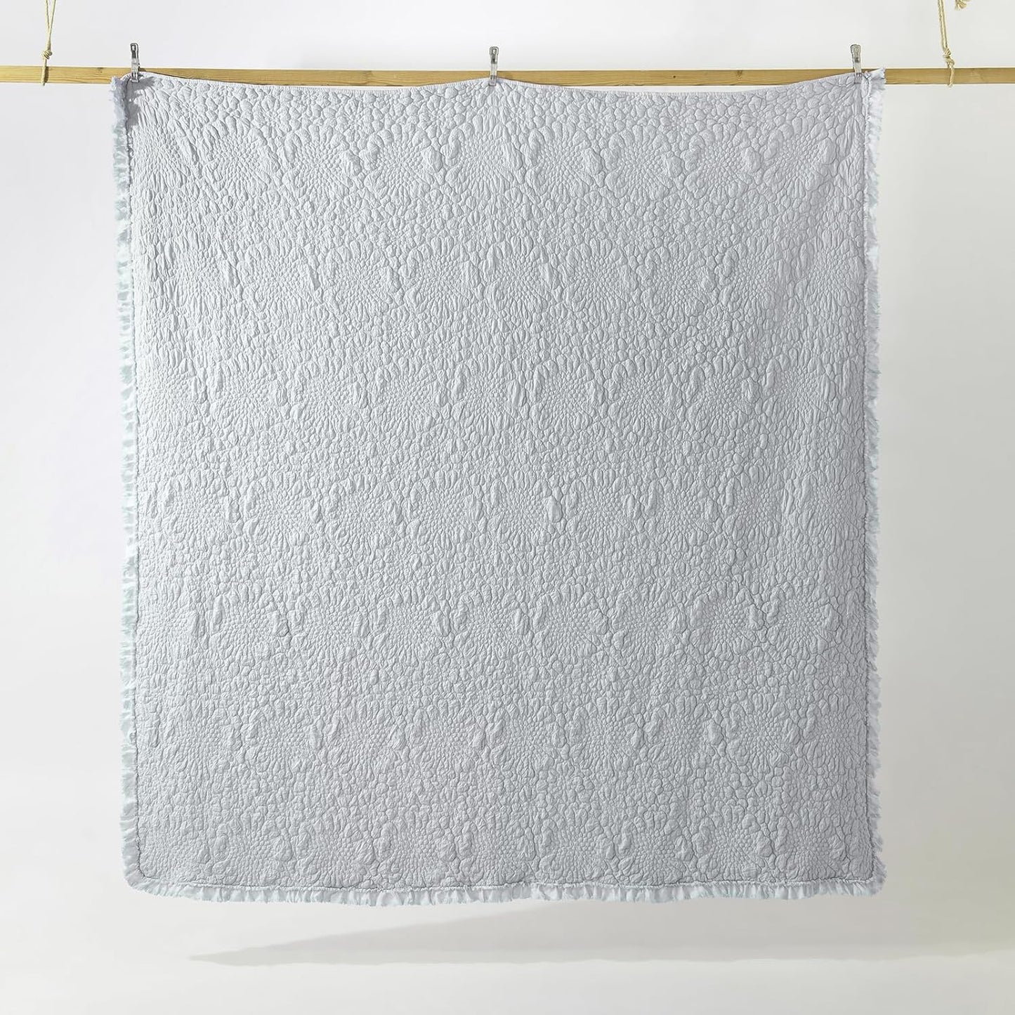 Light Blue Ruffled Quilt King Size, Stone-Washed Microfiber Lightweight Crinkled Farmhouse Rustic Shabby Chic Bedding Set, 3 Pieces Reversible Bedspread Coverlet with Pillow Shams for All Season