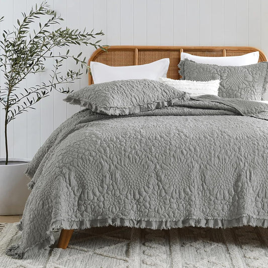 HORIMOTE HOME Dark Grey Ruffled Quilt Twin Size, Stone-Washed Microfiber Lightweight Crinkled Farmhouse Rustic Shabby Chic Bedding Set, 2 Pieces Reversible Bedspread with Pillow Sham for All Season
