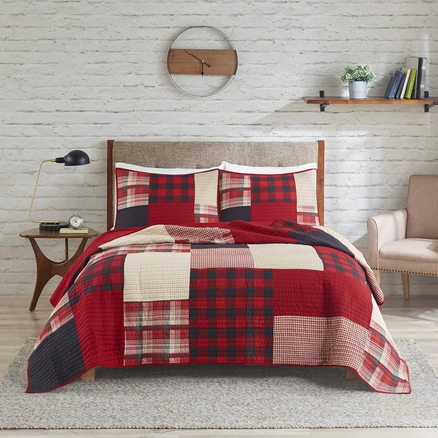 Woolrich Sunset Reversible Quilt Set - Cottage Styling Reversed to Solid Color, All Season Lightweight Coverlet, Cozy Bedding Layer, Matching Shams, Oversized Full/Queen, Plaid Red 3 Piece