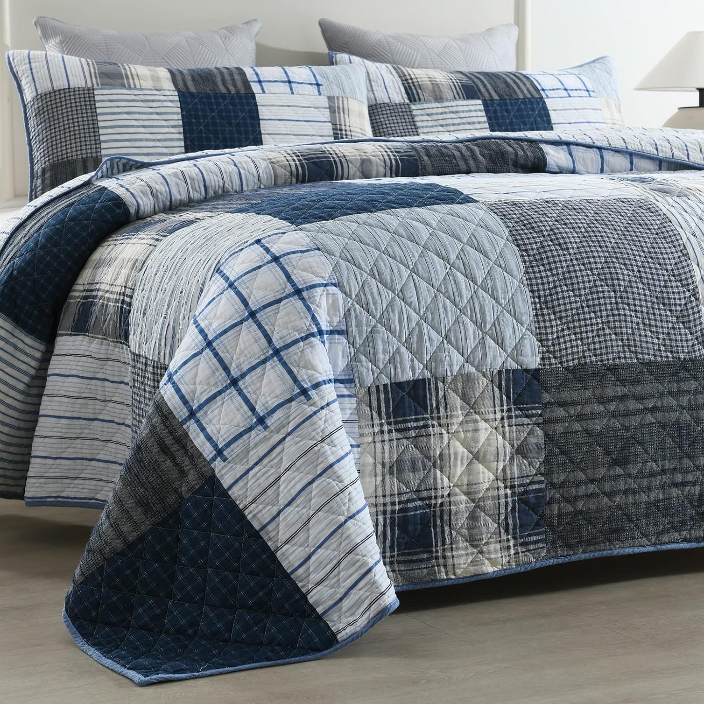Yvooxny King Quilt Set Bedspread Reversible Plaid Grid Quilted Bedspread 3-Piece Real Patchwork Quilt Bedding Set with Pillowcases for All Seasons, King Size, 108 * 96 Inches