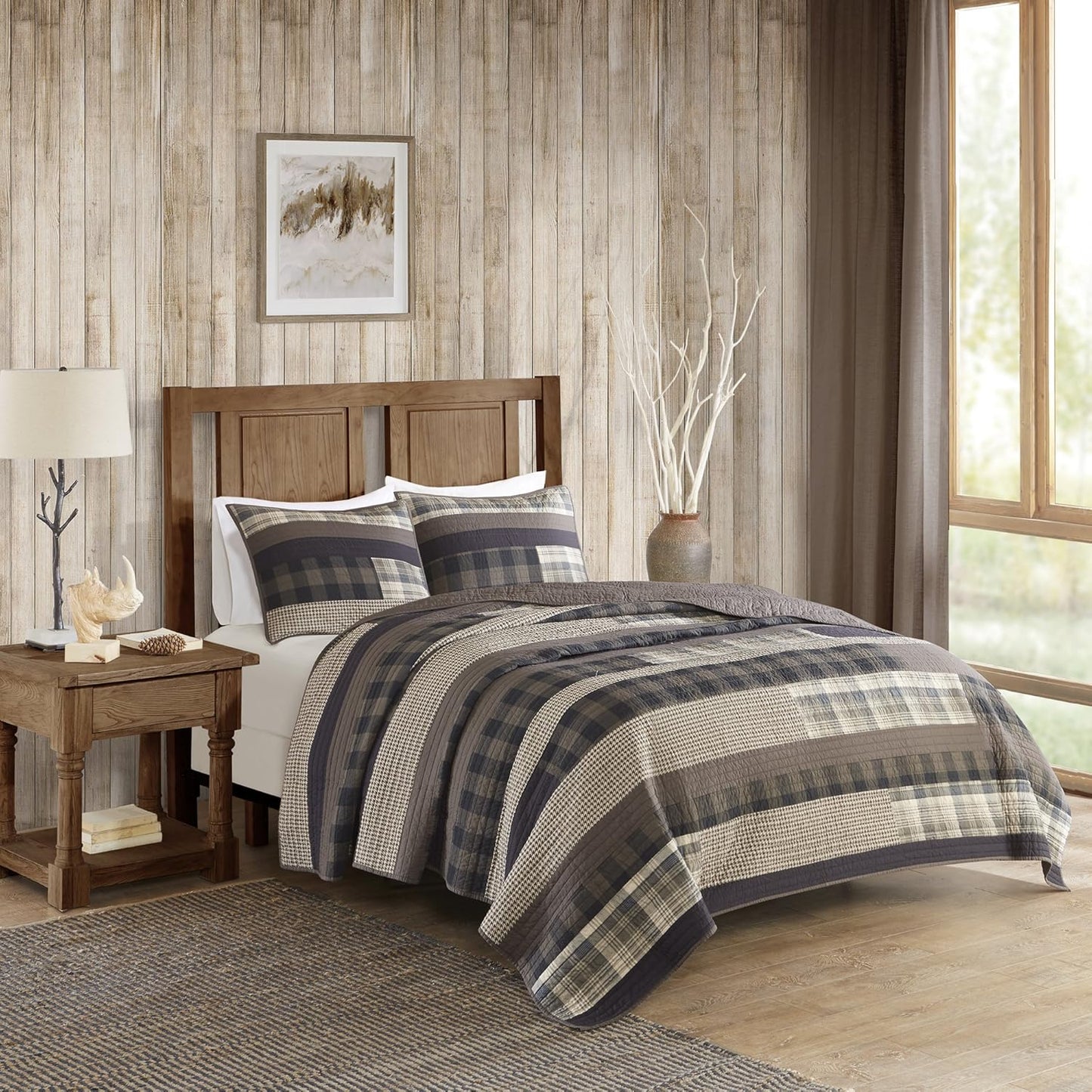 Woolrich Reversible Quilt Set - Cottage Styling Reversed to Solid Color, All Season Lightweight Coverlet, Cozy Bedding Layer, Matching Shams, Oversized King/Cal King, Winter Plains Stripes Taupe